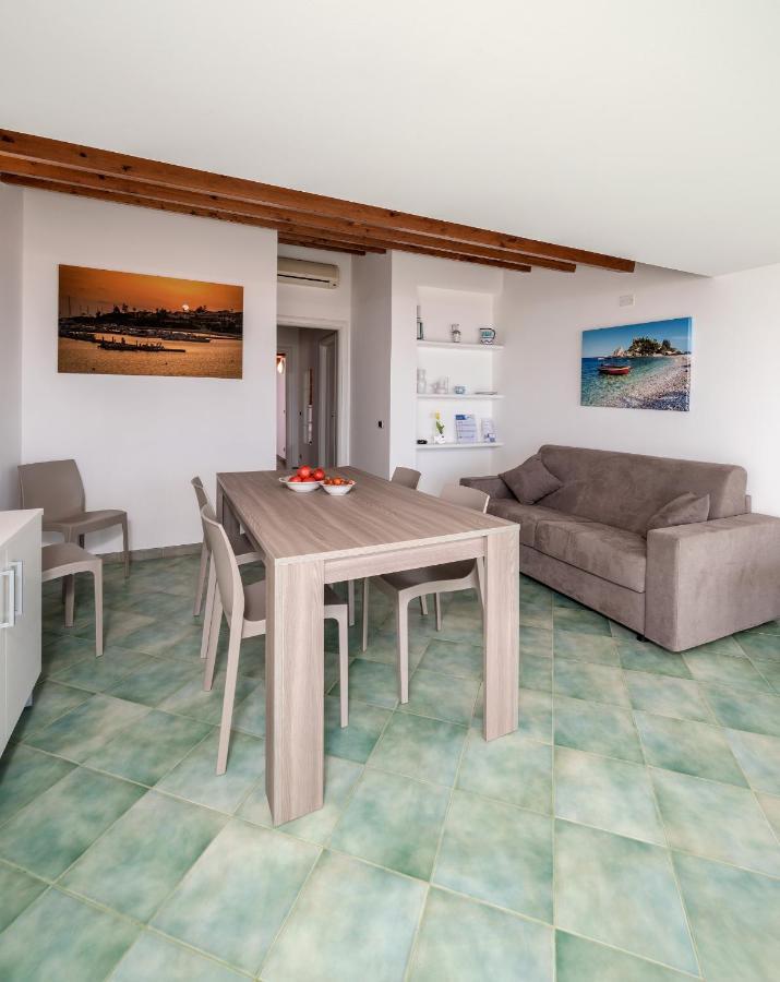 Archimede, Appartamento Con Vista In Centro A Marina Di Ragusa Exteriér fotografie