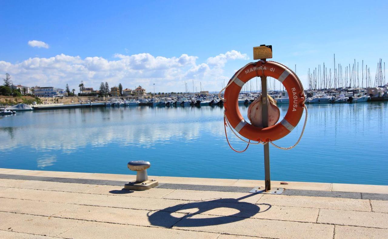 Archimede, Appartamento Con Vista In Centro A Marina Di Ragusa Exteriér fotografie
